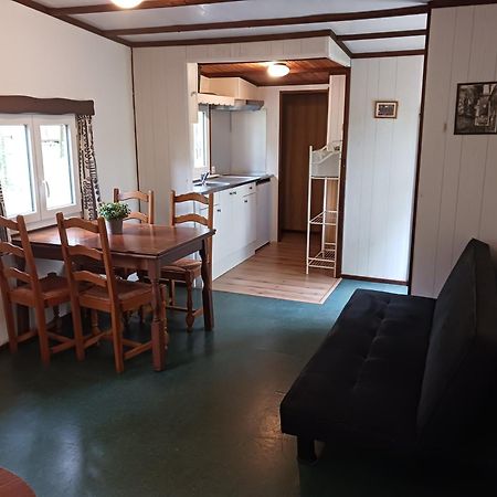 Camping Domaine Papillon Reyrevignes  Eksteriør bilde