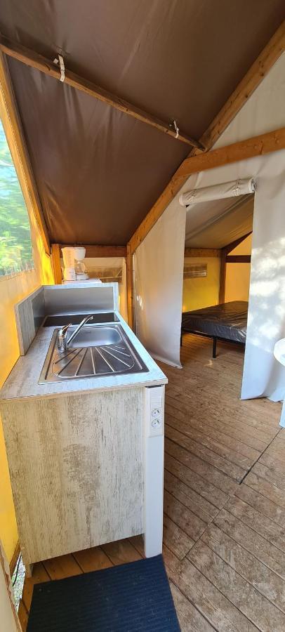 Camping Domaine Papillon Reyrevignes  Eksteriør bilde